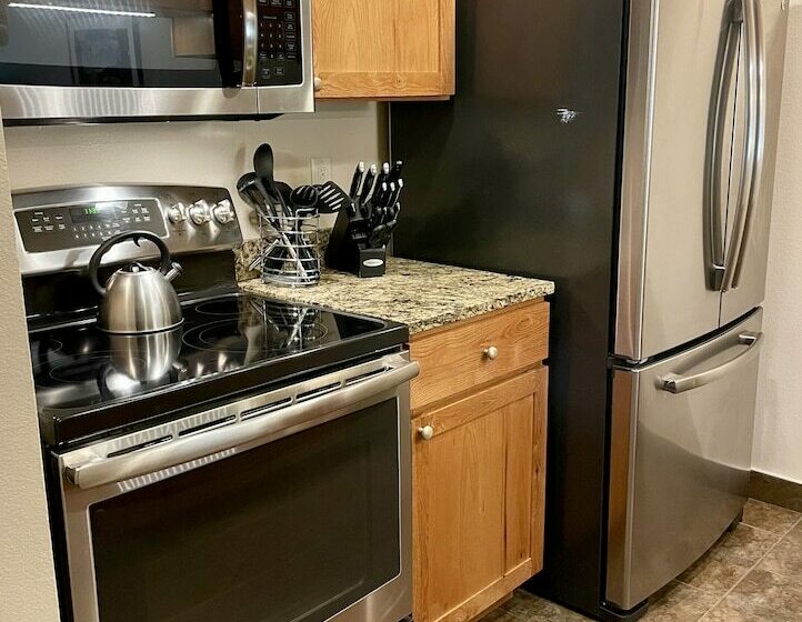 בית מלון כפרי Spinnaker At Lake Dillon