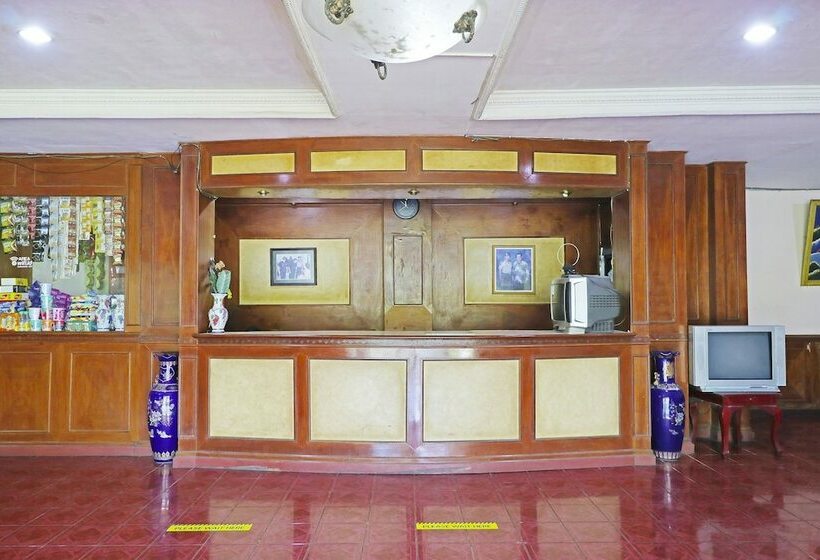 酒店 Super Oyo 90382  Sarah Sukabumi