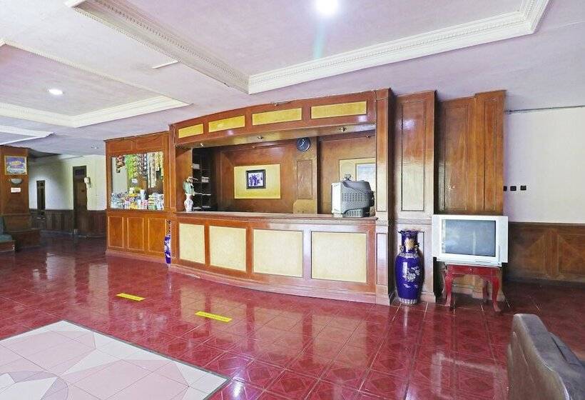 酒店 Super Oyo 90382  Sarah Sukabumi