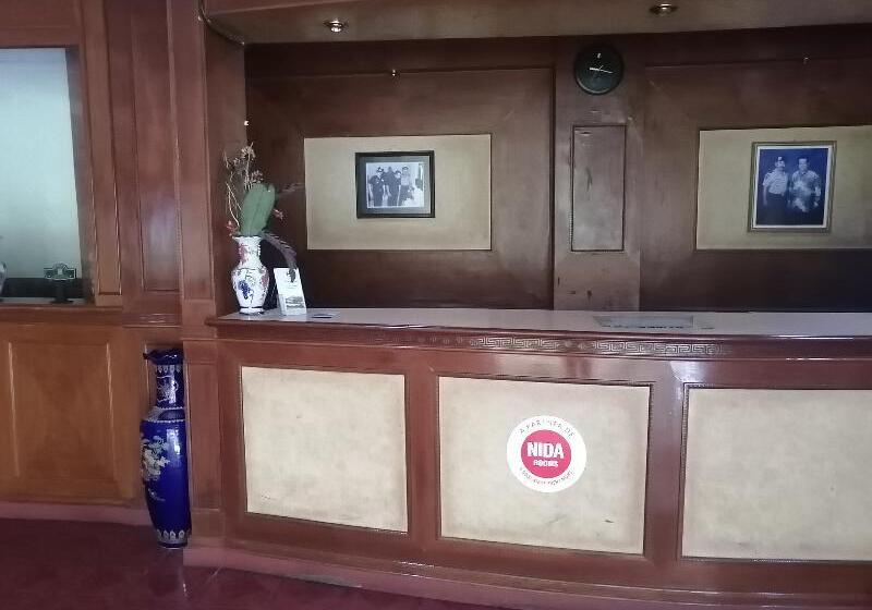 酒店 Super Oyo 90382  Sarah Sukabumi