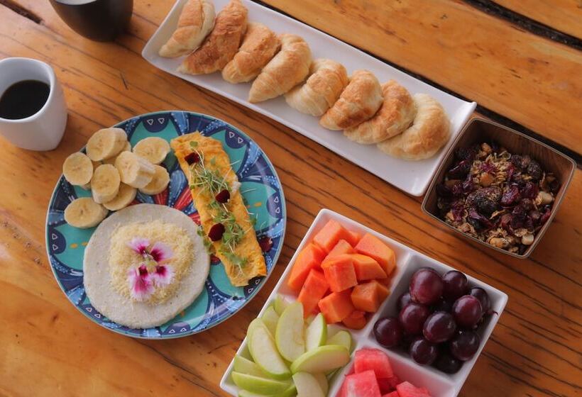 فندق The Icon Resort