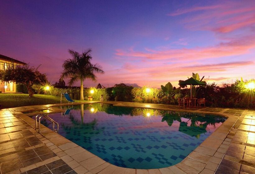 Hotel The Jayakarta Cisarua