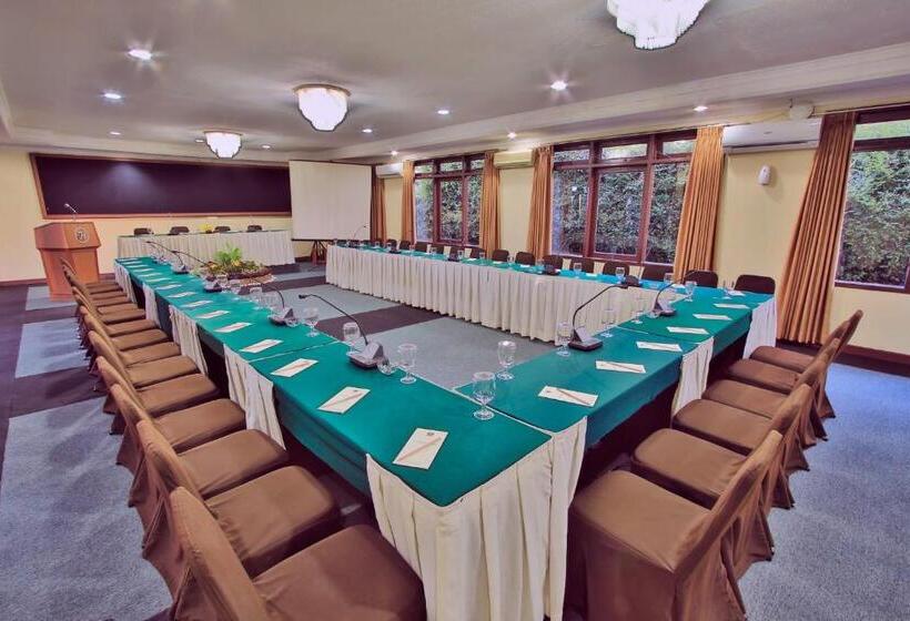 Hotel The Jayakarta Cisarua