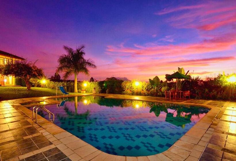 Hotel The Jayakarta Cisarua