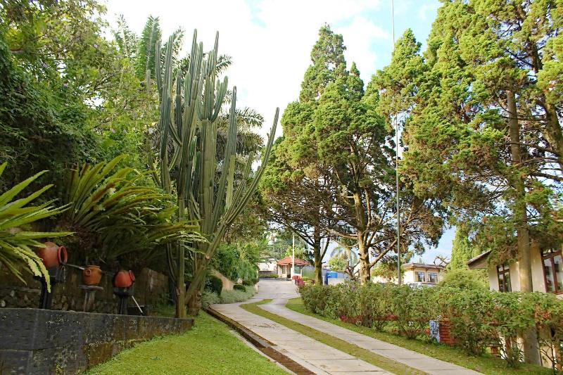 Szálloda The Jayakarta Cisarua