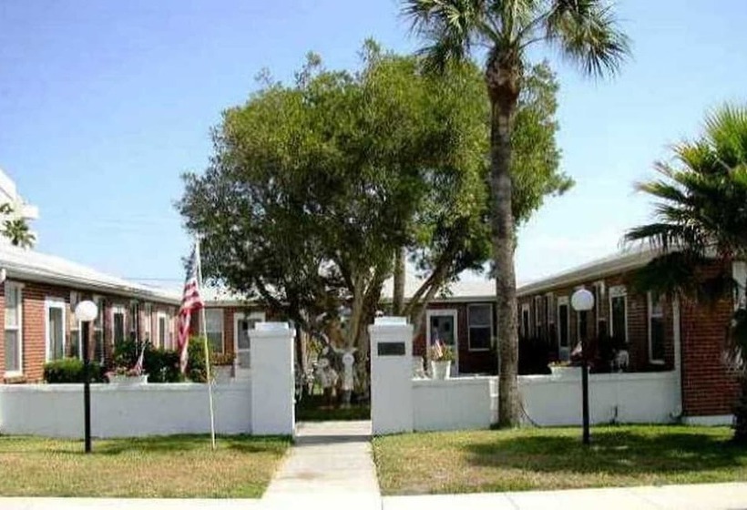 Отель Venice Villas On The Beach