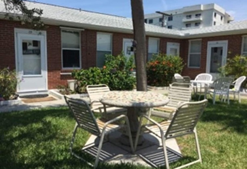 Отель Venice Villas On The Beach