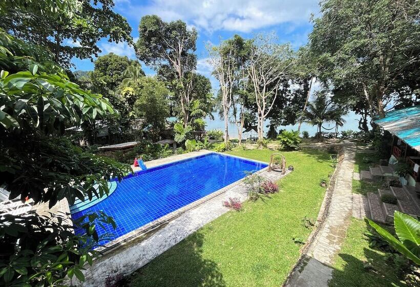 Koh Mook Garden Beach Resort