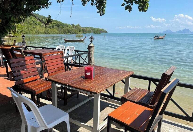 Koh Mook Garden Beach Resort