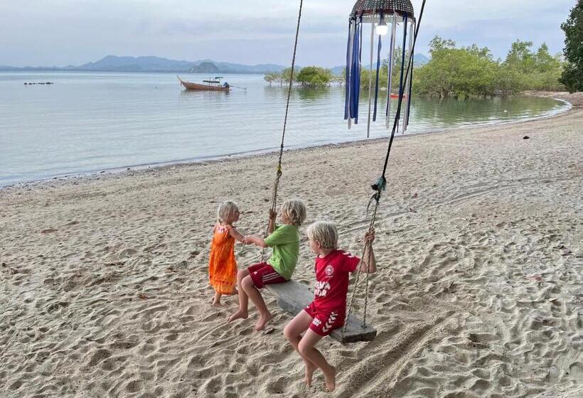 Koh Mook Garden Beach Resort