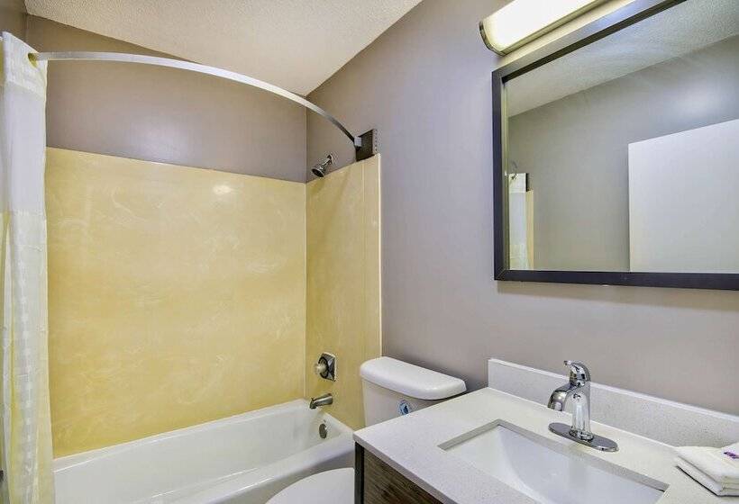 Motel 6 Jeffersonville, In   Louisville