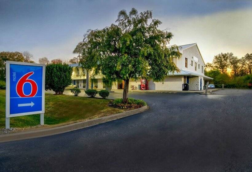 Motel 6 Jeffersonville, In   Louisville