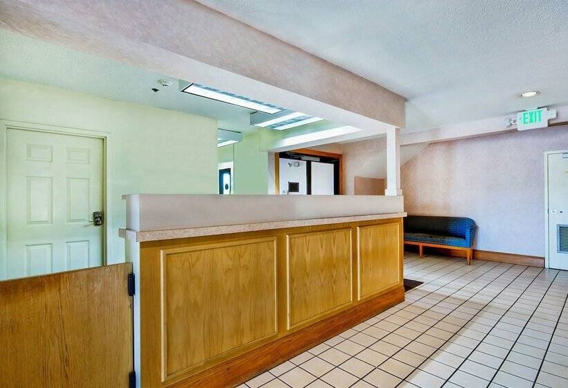 Motel 6 Jeffersonville, In   Louisville