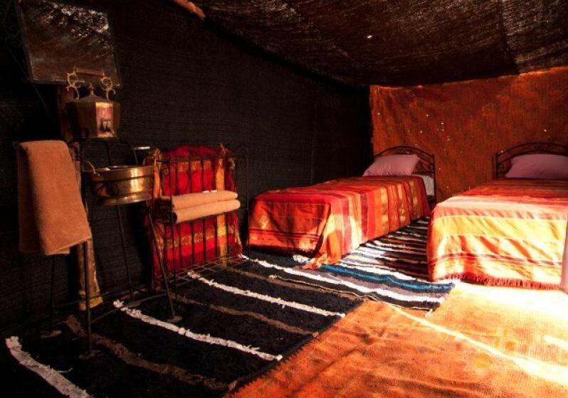 پانسیون Auberge Sahara Garden