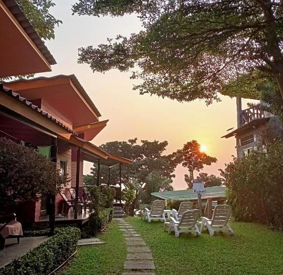 پانسیون Cliff View Bungalows