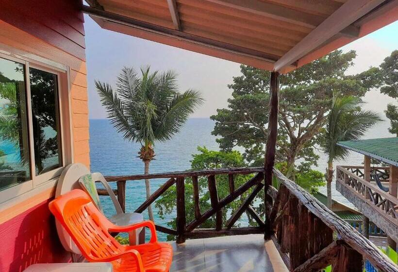 פנסיון Cliff View Bungalows