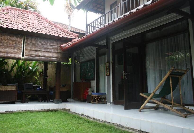 بنسيون De Puspa Residence Seminyak