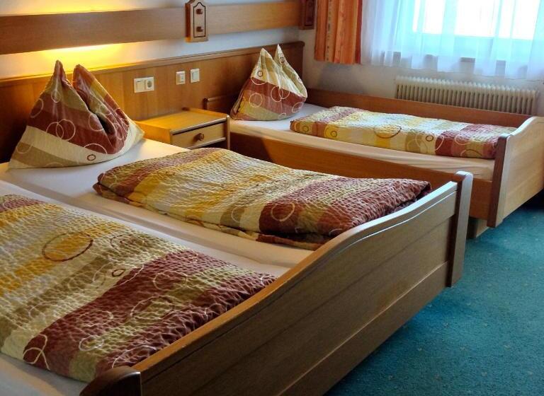 پانسیون Gasthof Gosausee