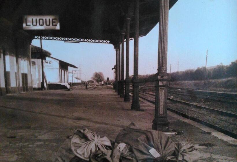 بنسيون Hostal Nicol's