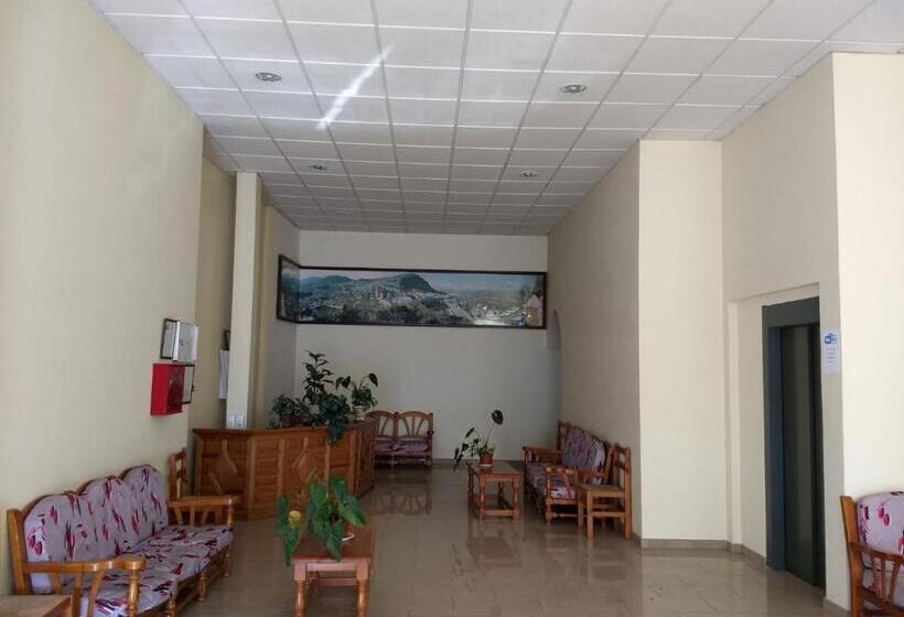 بنسيون Hostal Nicol's