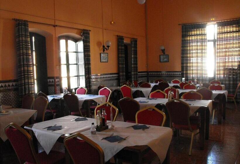 بنسيون Hostal Nicol's