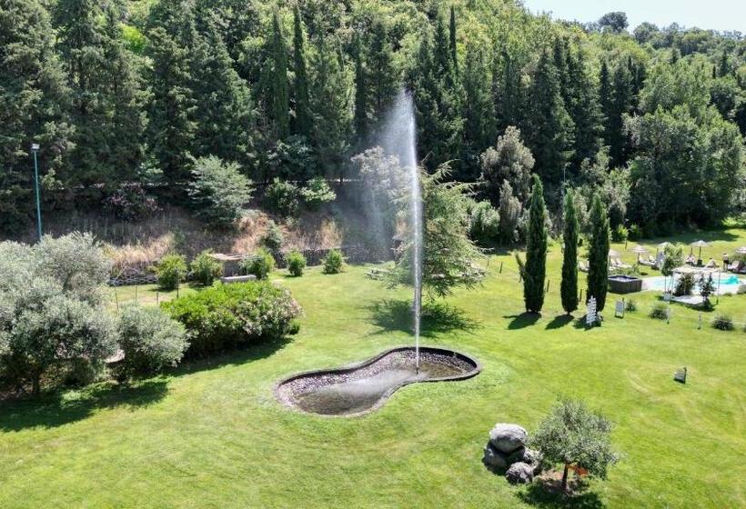 بنسيون Resort La Mola