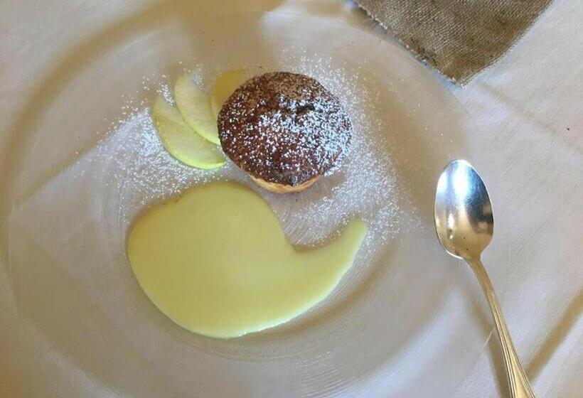 بنسيون Resort La Mola