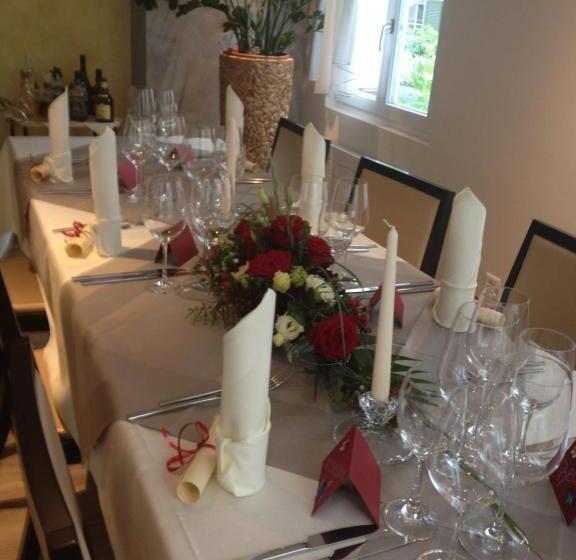 بنسيون Restaurant Blume