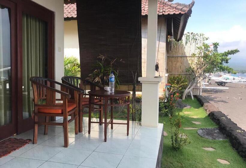 פנסיון Tambun Sari Beach Homestay