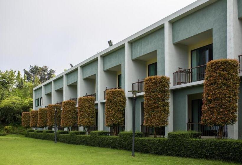Poonyamantra Resort