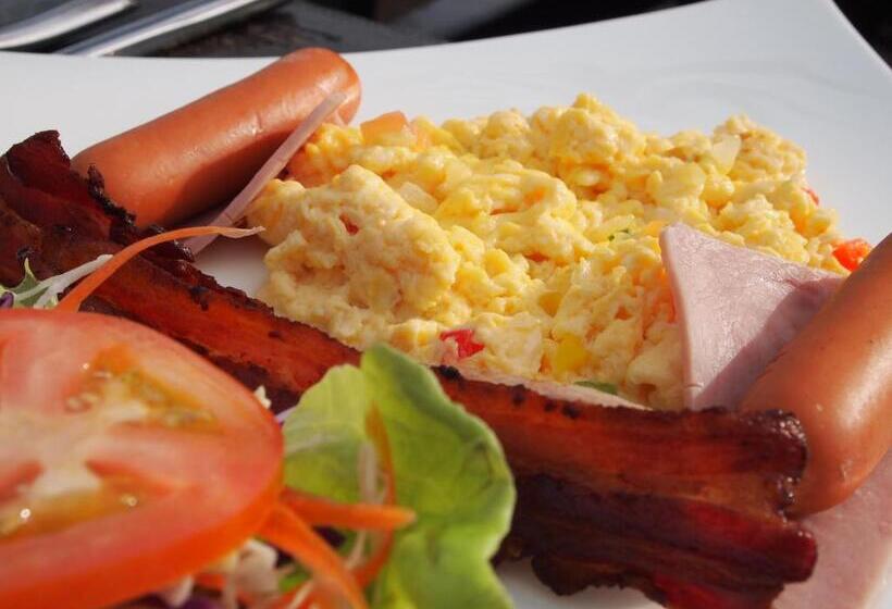 Racha Kiri Resort & Spa, Khanom