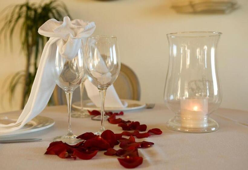 渡假胜地  Castello Camemi