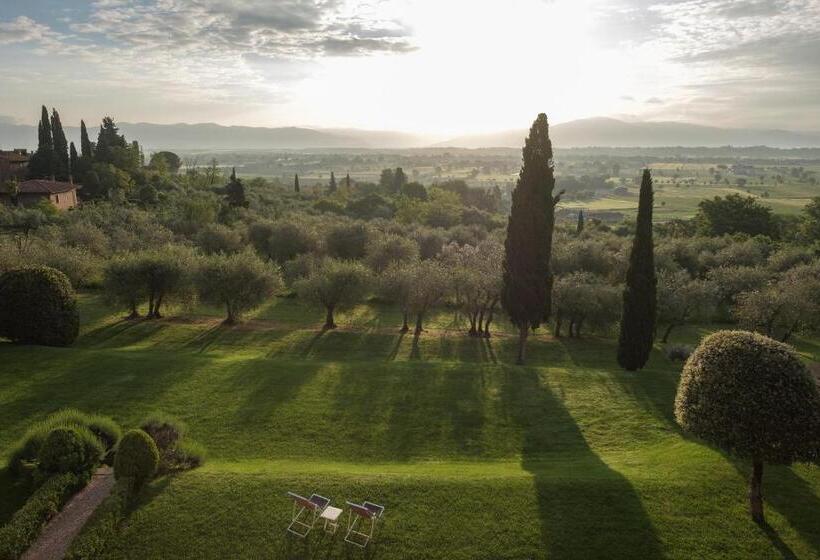 Курорт Fontelunga Hotel & Villas