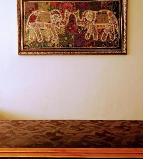 리조트 Paridhi Niwas, Ranthambore  Near Tiger Safari Zones 1 5