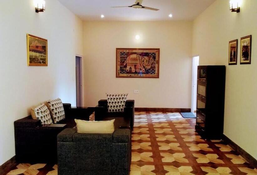 리조트 Paridhi Niwas, Ranthambore  Near Tiger Safari Zones 1 5