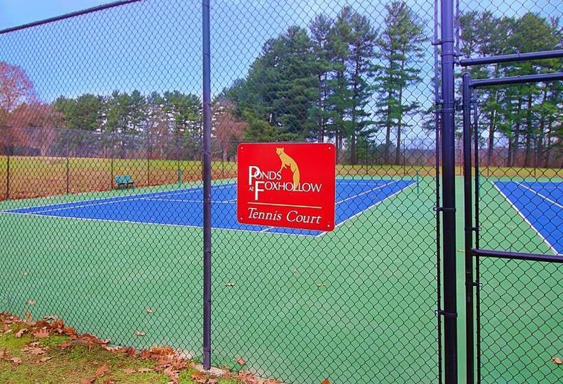 استراحتگاه The Ponds At Foxhollow