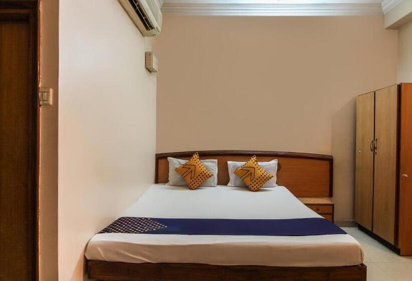 Fabhotel Rk Residency   Nr Begumpet Metro Station