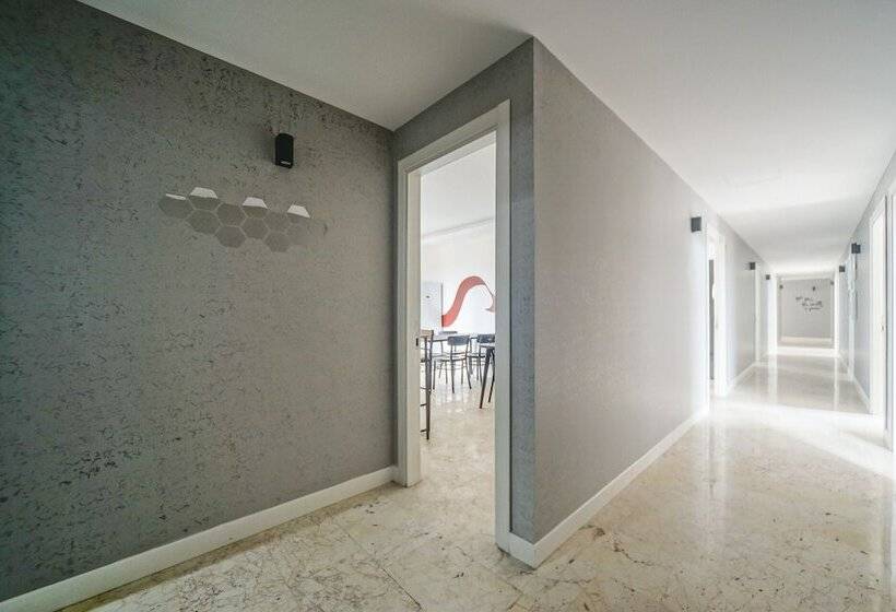 旅馆 Manu Startup House