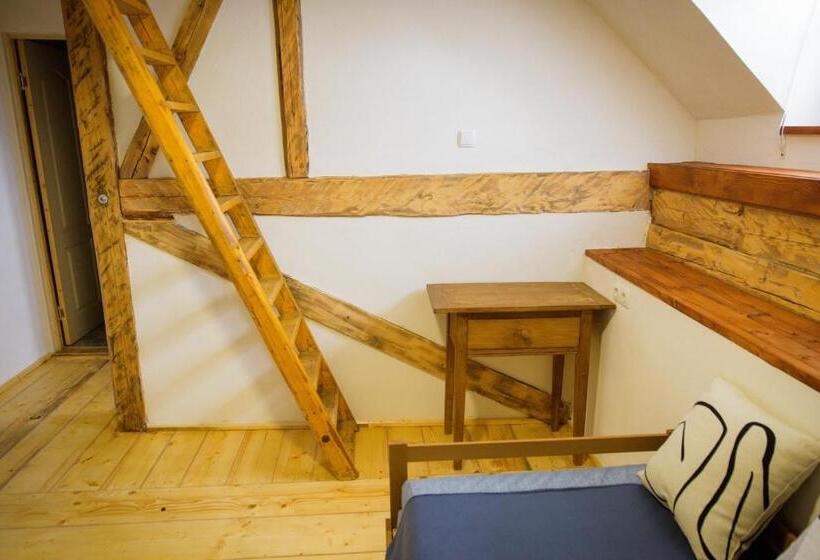 호스텔 Válaszút Fogadó