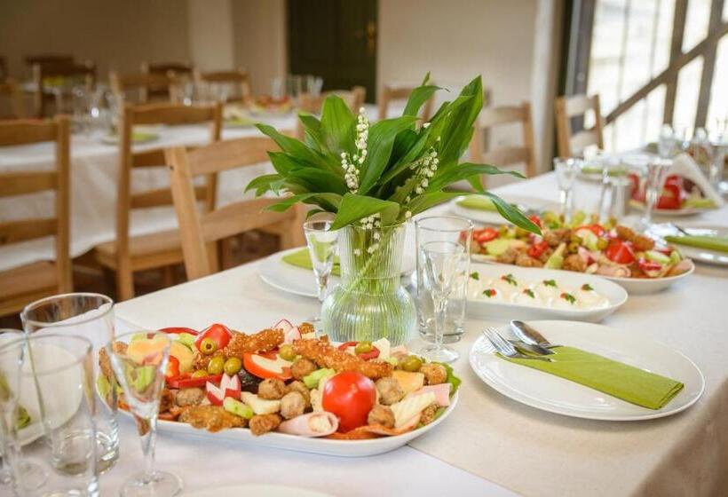 הוסטל Válaszút Fogadó