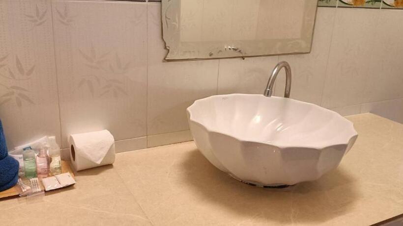 فندق Baan Suan Villas Resort