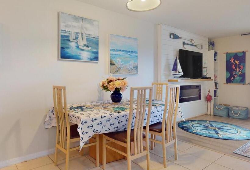 فندق Captain S Cove #207