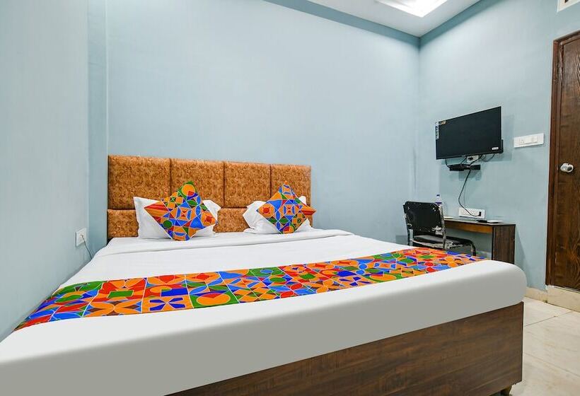 Отель Abhinanadan