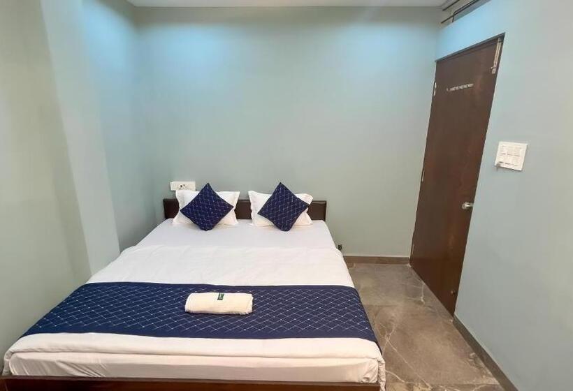 Отель Abhinanadan