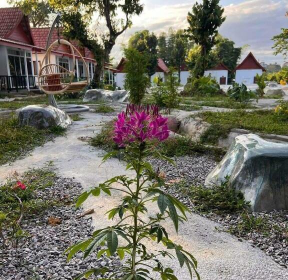 בית מלון כפרי Jungle Paradise Vangvieng   Bungalows