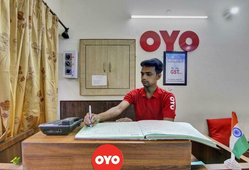 Отель Oyo Flagship 7230  City Inn