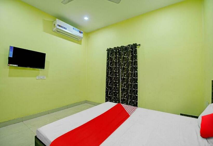 فندق Oyo Flagship 81214 The Ganga Regency