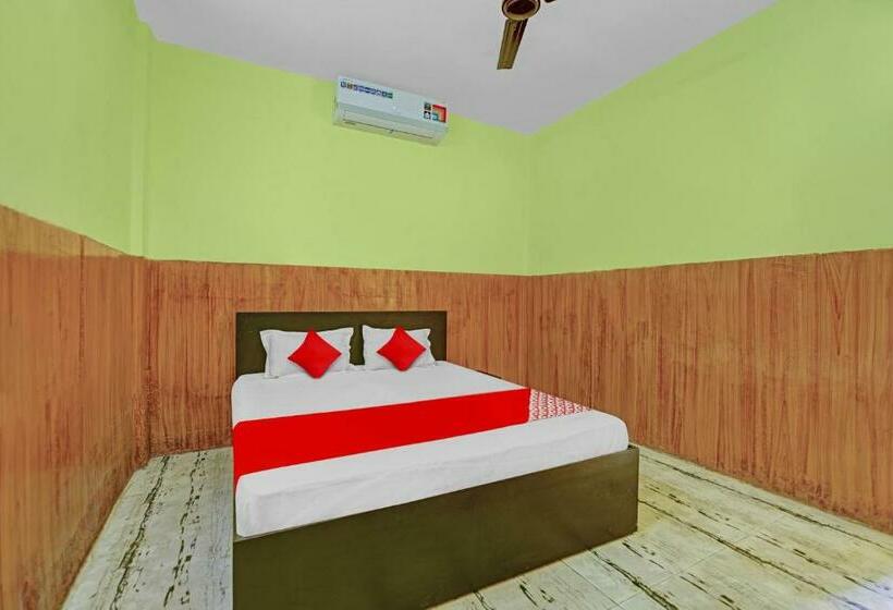 فندق Oyo Flagship 81214 The Ganga Regency