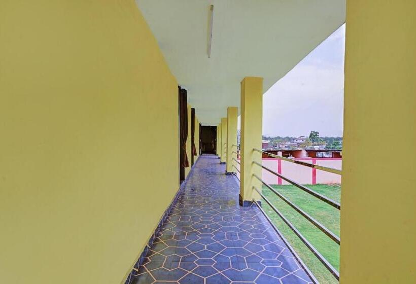 فندق Oyo Flagship 81214 The Ganga Regency