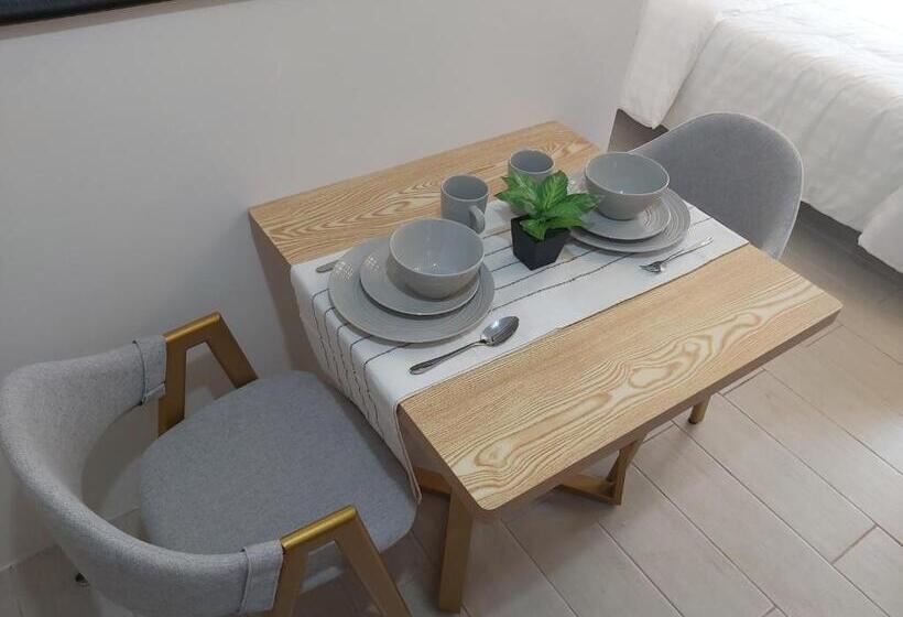 호텔 Pasay Staycation With Parking Space In 150 Newport Boulevard Near Resort World & Naia T3